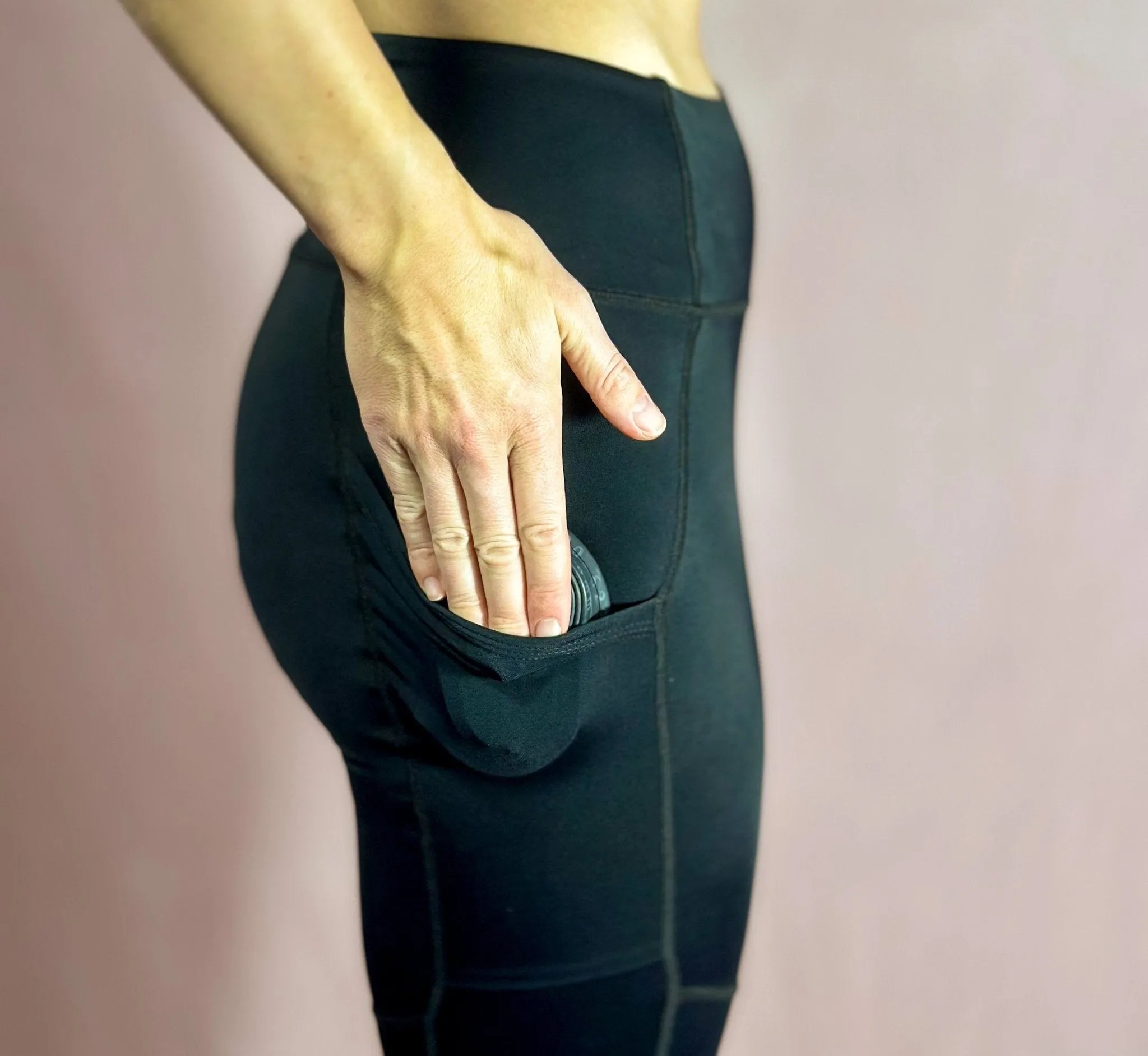 Adventure Tights (7/8) - Black - Samsara Cycle-Tights